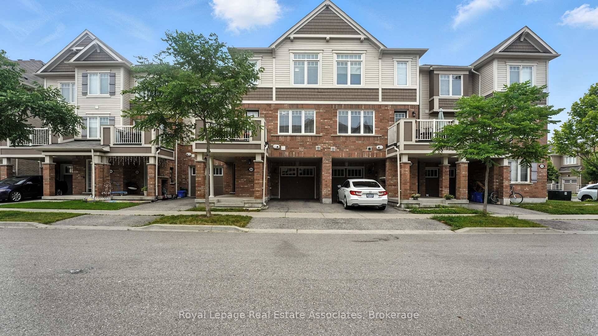 Welcome to 264 Casson Point, Milton a beautifully maintained freehold townhome located in the sought after, family friendly Willmott neighbourhood.