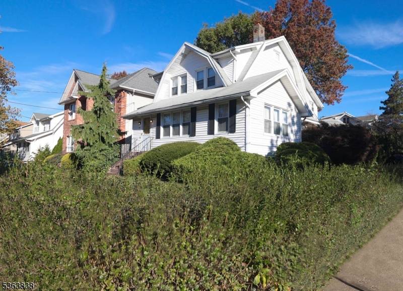 Degraw Ave Teaneck Twp. New Jersey Single-Family