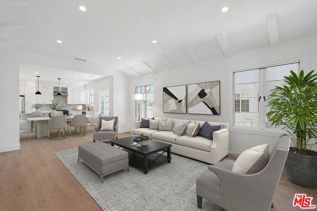 6208 Orange St 2BR Beverly Grove La