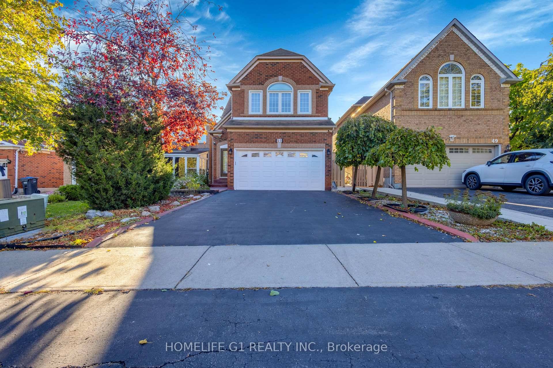 Welcome to 51 Rocky Mountain Crescent a beautifully maintained 4 bedroom detached home in one of Brampton's most demanding and family friendly neighborhoods !