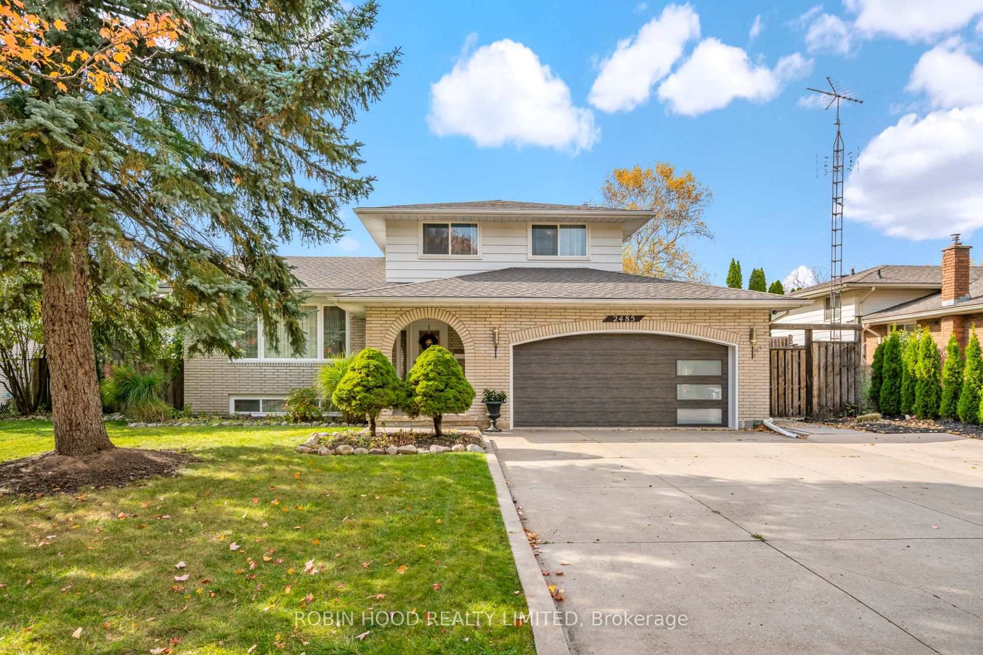 Gorgeous home in desired north end neighbourhood.