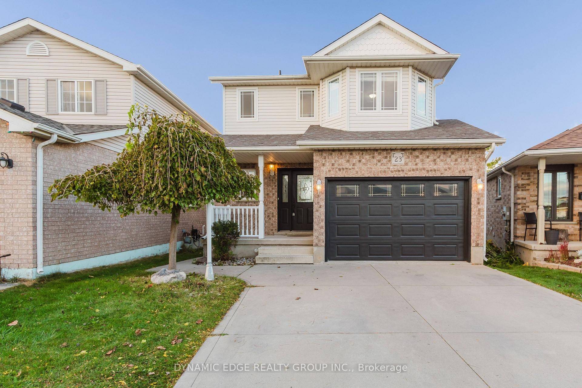 Welcome to 23 Bronwyn Place, Guelph Premium Lot Backing Onto Castlebury Park !