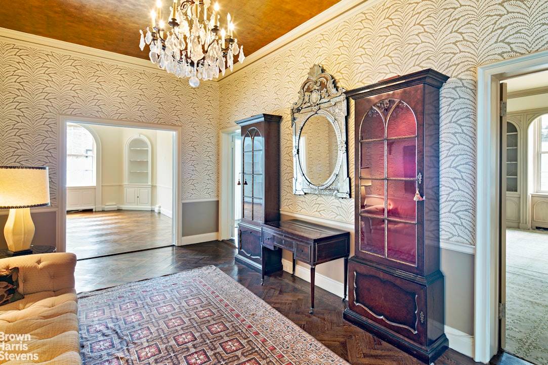 Bring your designer along to this elegant south facing six room apartment located in one of Rosario Candela's premier Park Avenue buildings built in 1927.