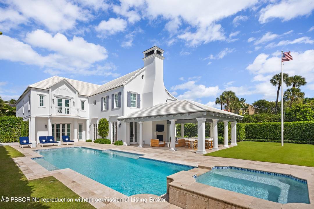 Gracious Georgian home located in Palm Beach's sought after Estate Section.