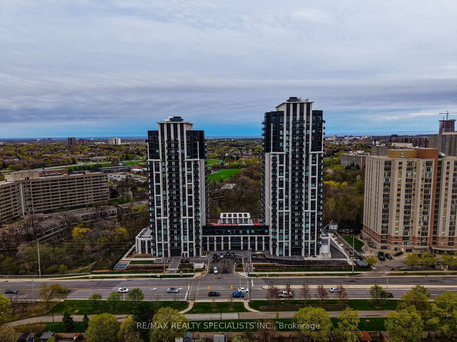 Welcome to Condos, where seamlessly blends with convenience in the heart of Mississauga.