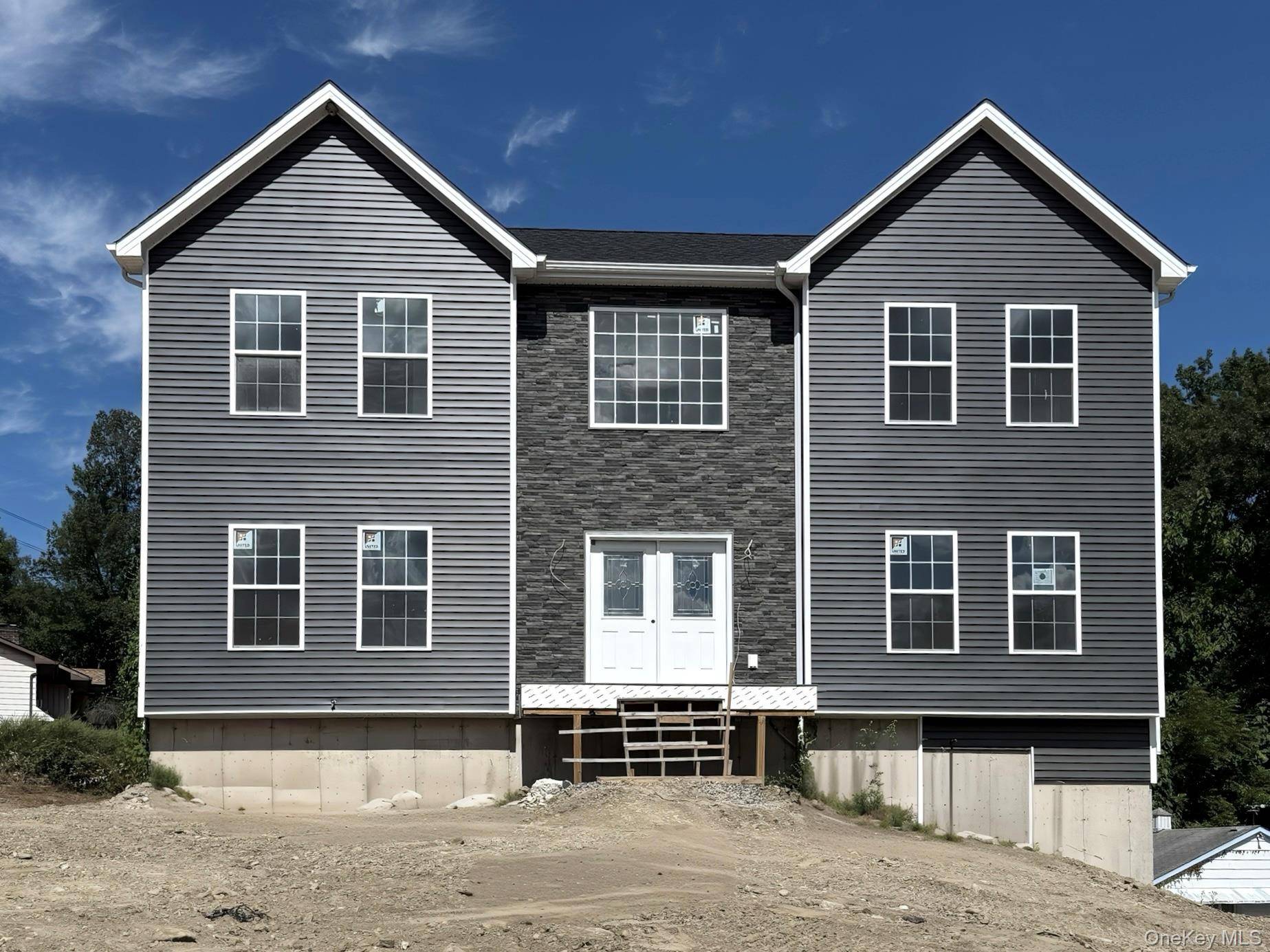 Welcome to your dream home in the heart of Stony Point, a beautiful Hudson Rivertown !