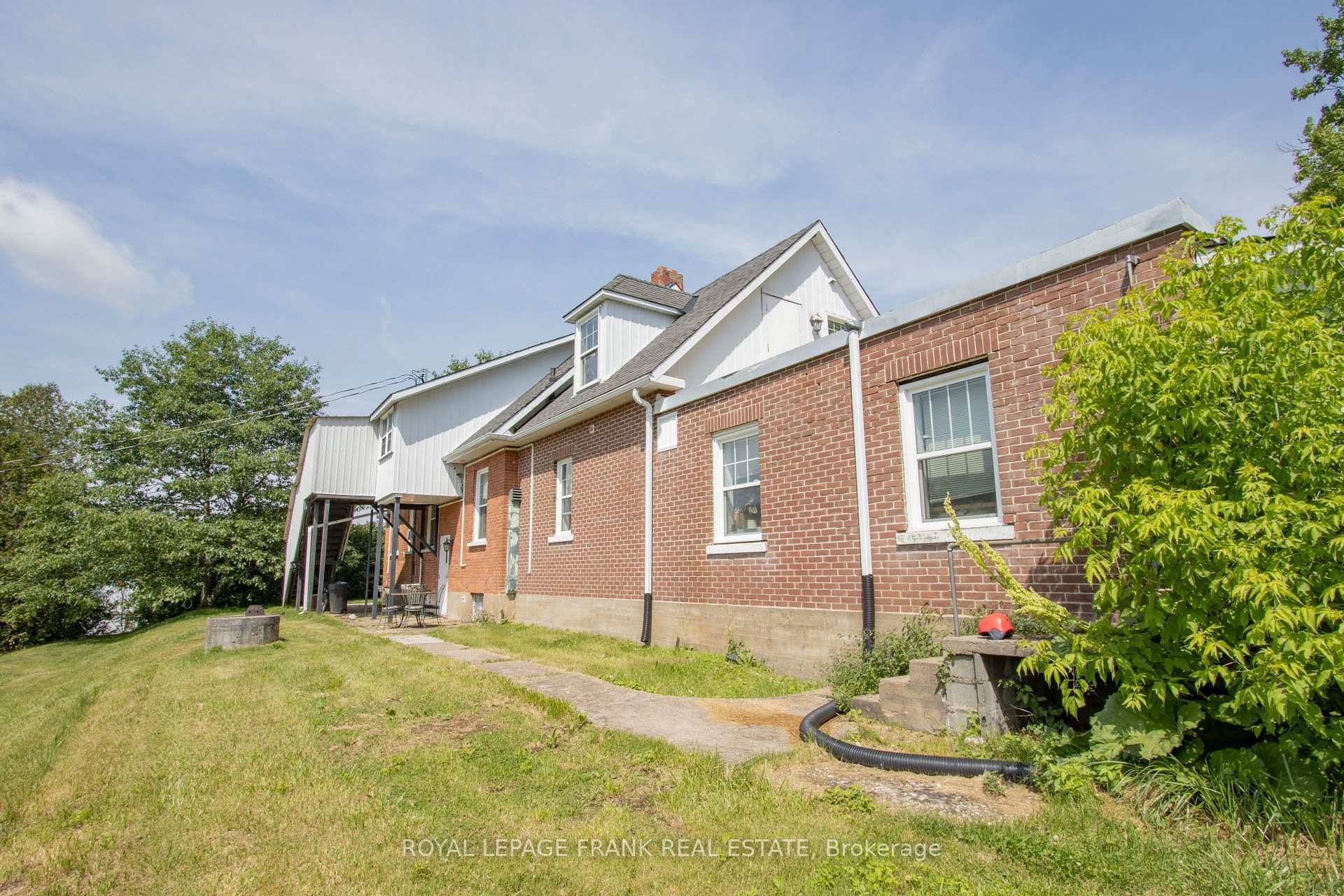 Attention Investors ! Fully tenanted 5 plex in downtown Bancroft with AAA tenants and coin laundry.