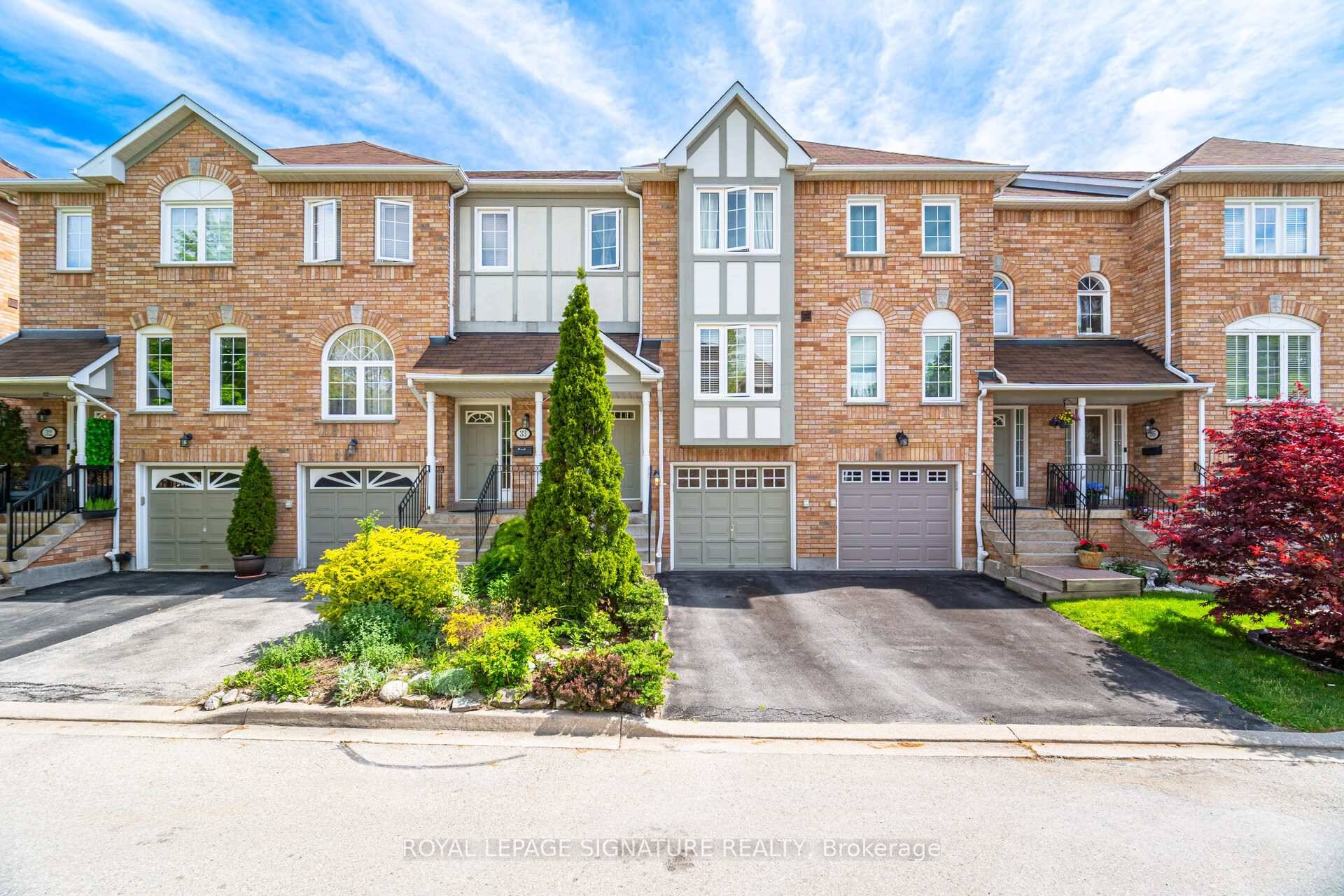 Welcome To This Beautifully Maintained 3 bedroom Townhouse, Nestled In A Quiet, Well Managed Complex In The Highly Sought After Streetsville Neighbourhood.