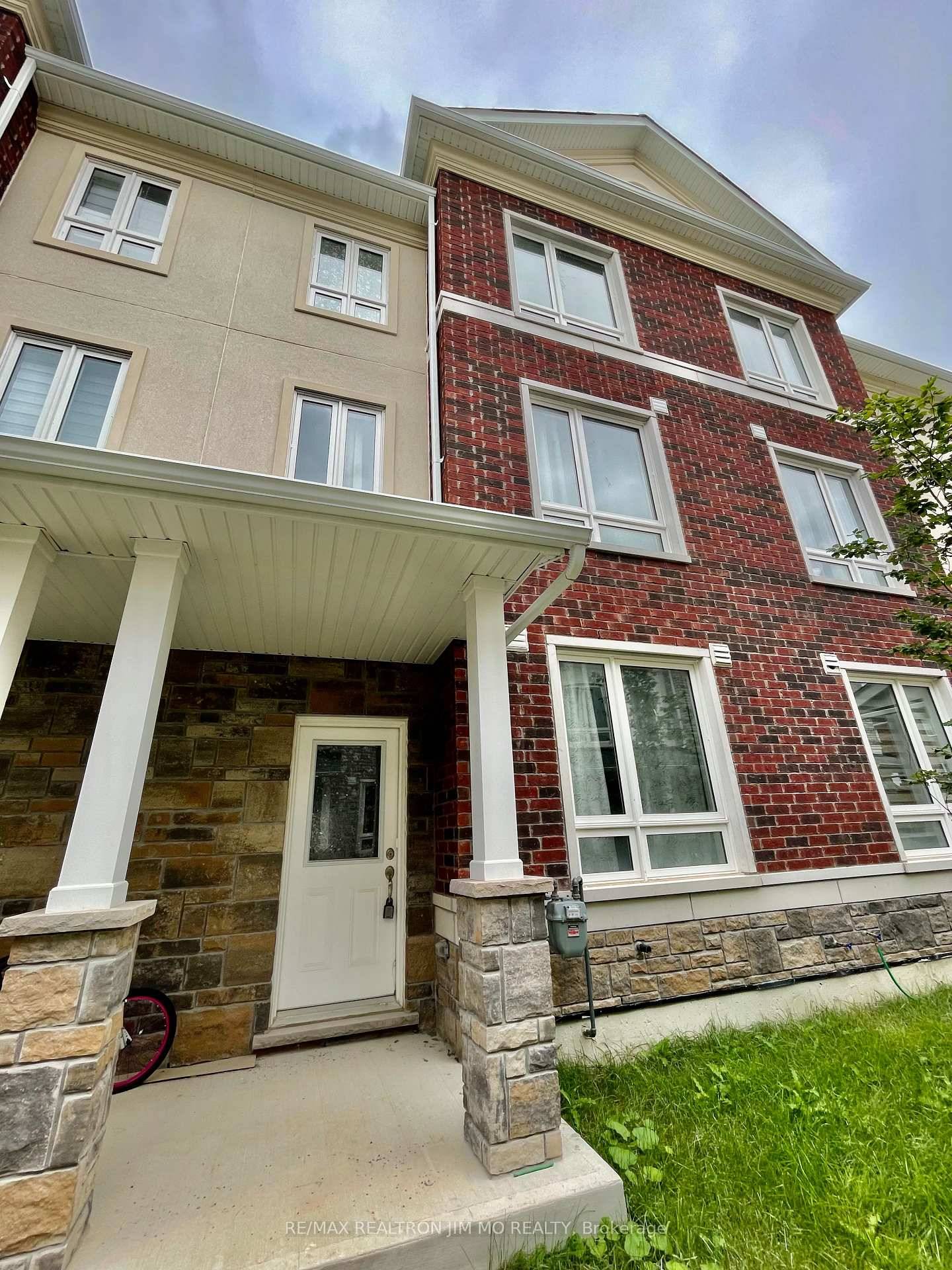Welcome To 3 Year New Gorgeous 3 Bedroom Townhouse Located In Wismer, High Demand Area In Top School Zone.