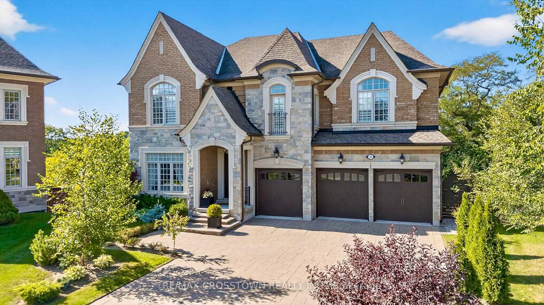 Welcome to 10 Annsleywood Court, the largest Rosehaven Platinum Collection residence within Kleinburg Heritage Estates, set on the most expansive lot offered among this prestigious release.