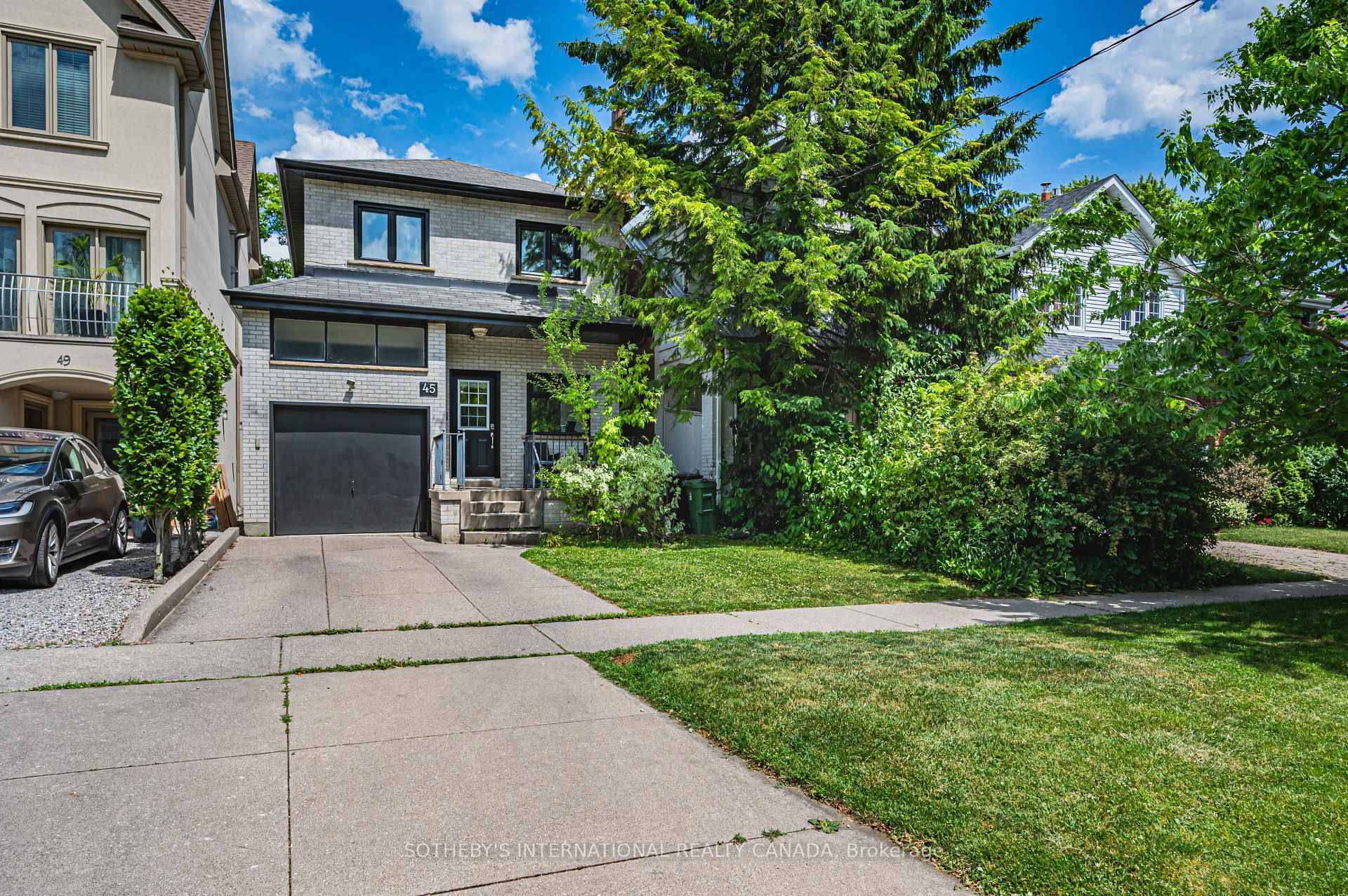45 Standish Ave, Wonderfully Renovated North Rosedale Gem.