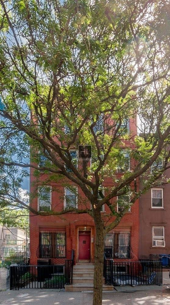 For Video Tour, please click this link https youtu.