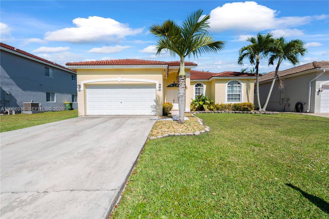 Keys Gate No. 3 Beautifully maintained 3BR 2BA home that is truly a must see !