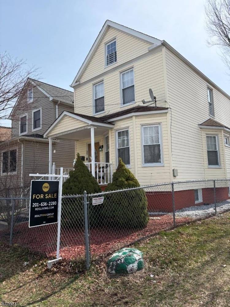 Back on the market ! ! ! !