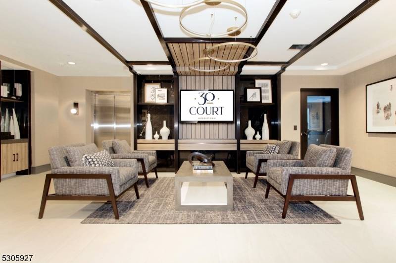 Discover upscale apartment living in the heart of Morristown.