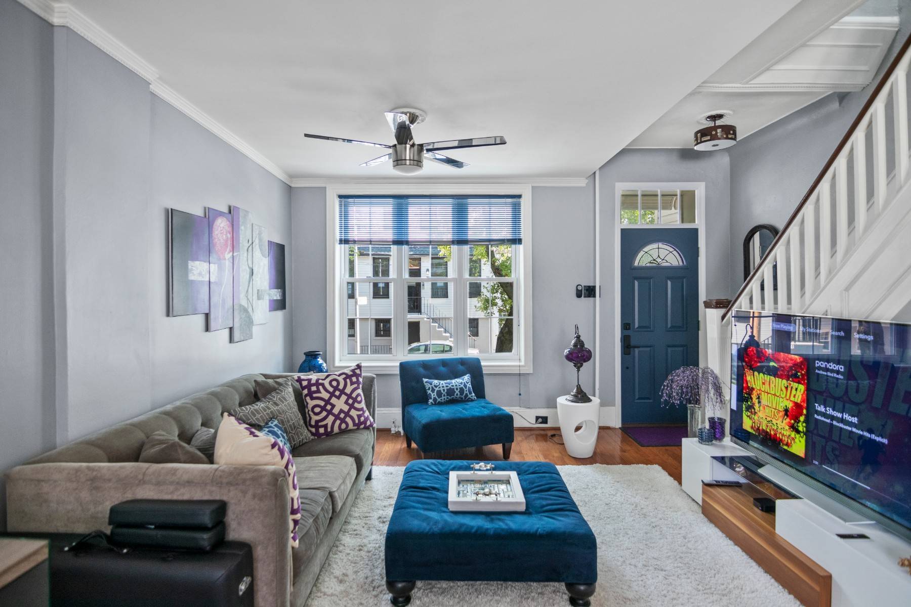 Indulge yourself in this spacious and fully renovated 2 bedroom home conveniently located near highways, restaurants, malls, parks, public transportation and schools.