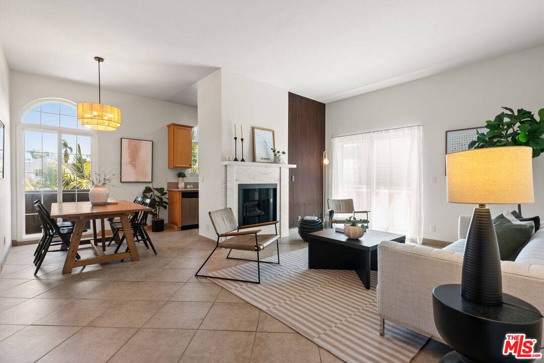 3647 Jasmine Ave 2BR La