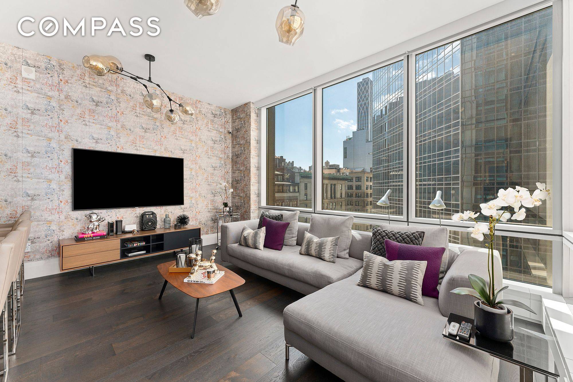 UNFURNISHED UNIT This one bedroom condo at one of New York City s premiere new developments is everything you ask for !