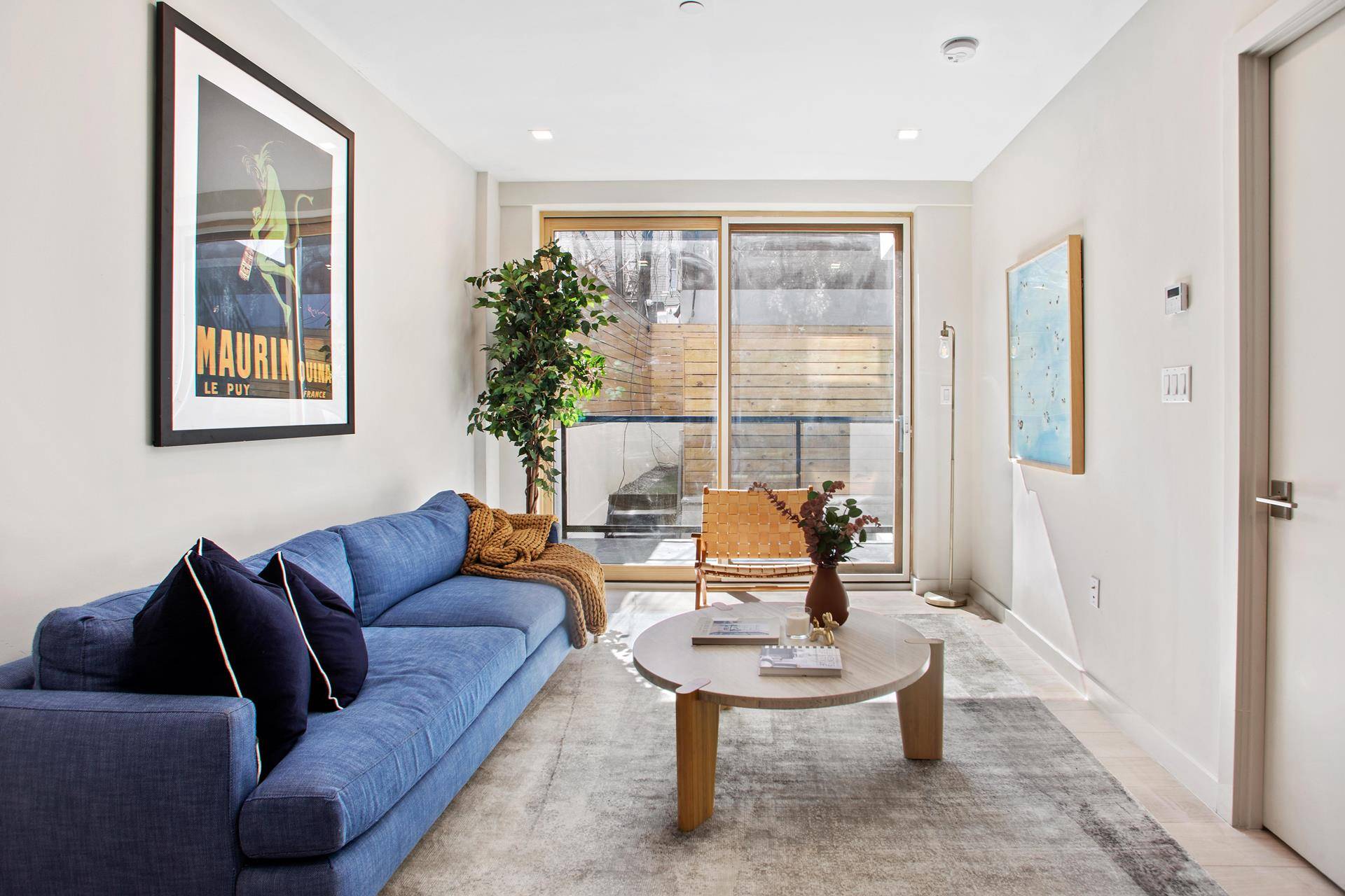 This boutique condominium is perfectly positioned in prime Williamsburg.