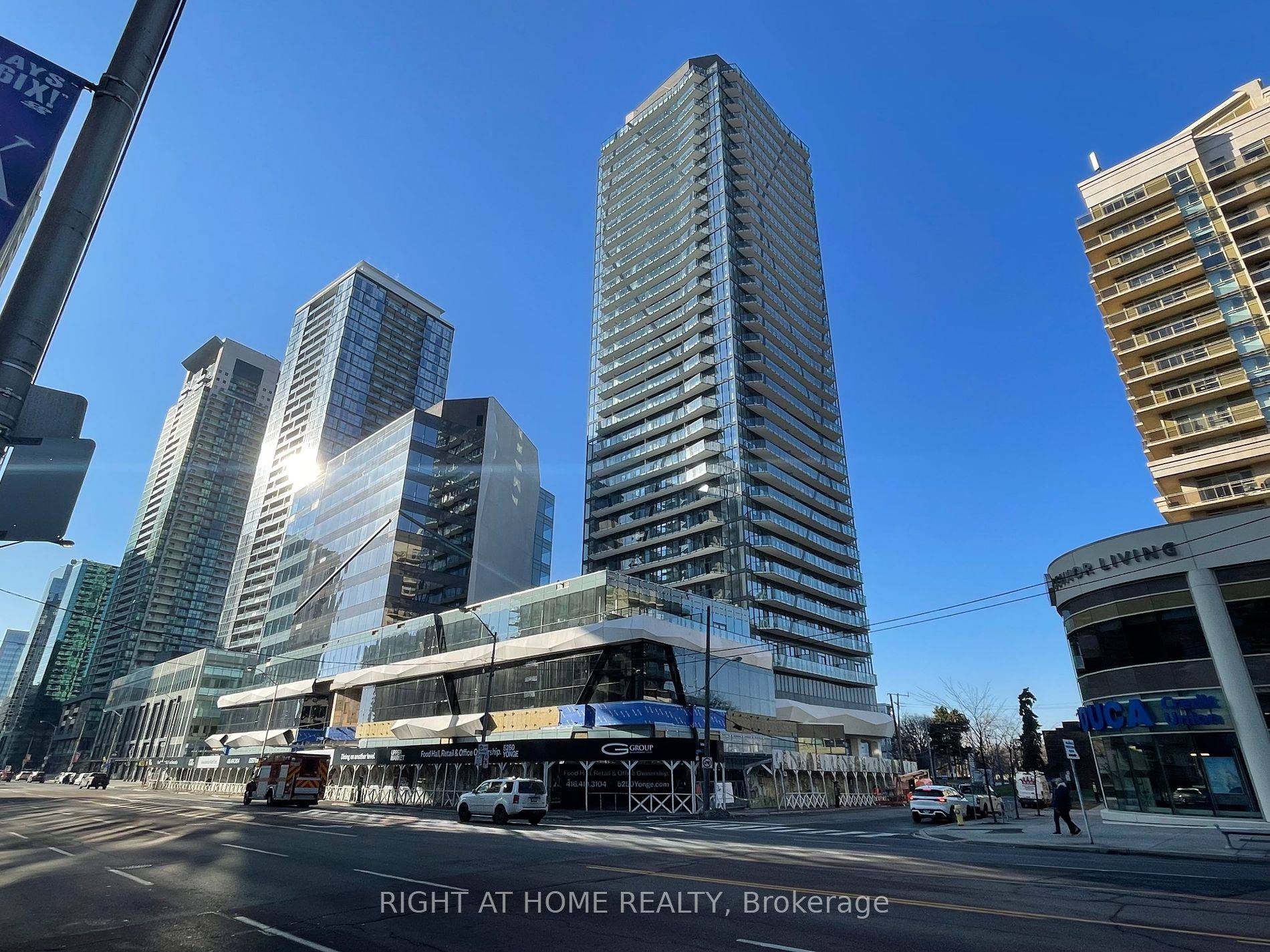 Ellie Condos Assignment Sale 1 Bedroom Plus Den Luxury Suite with Large East Facing Balcony.