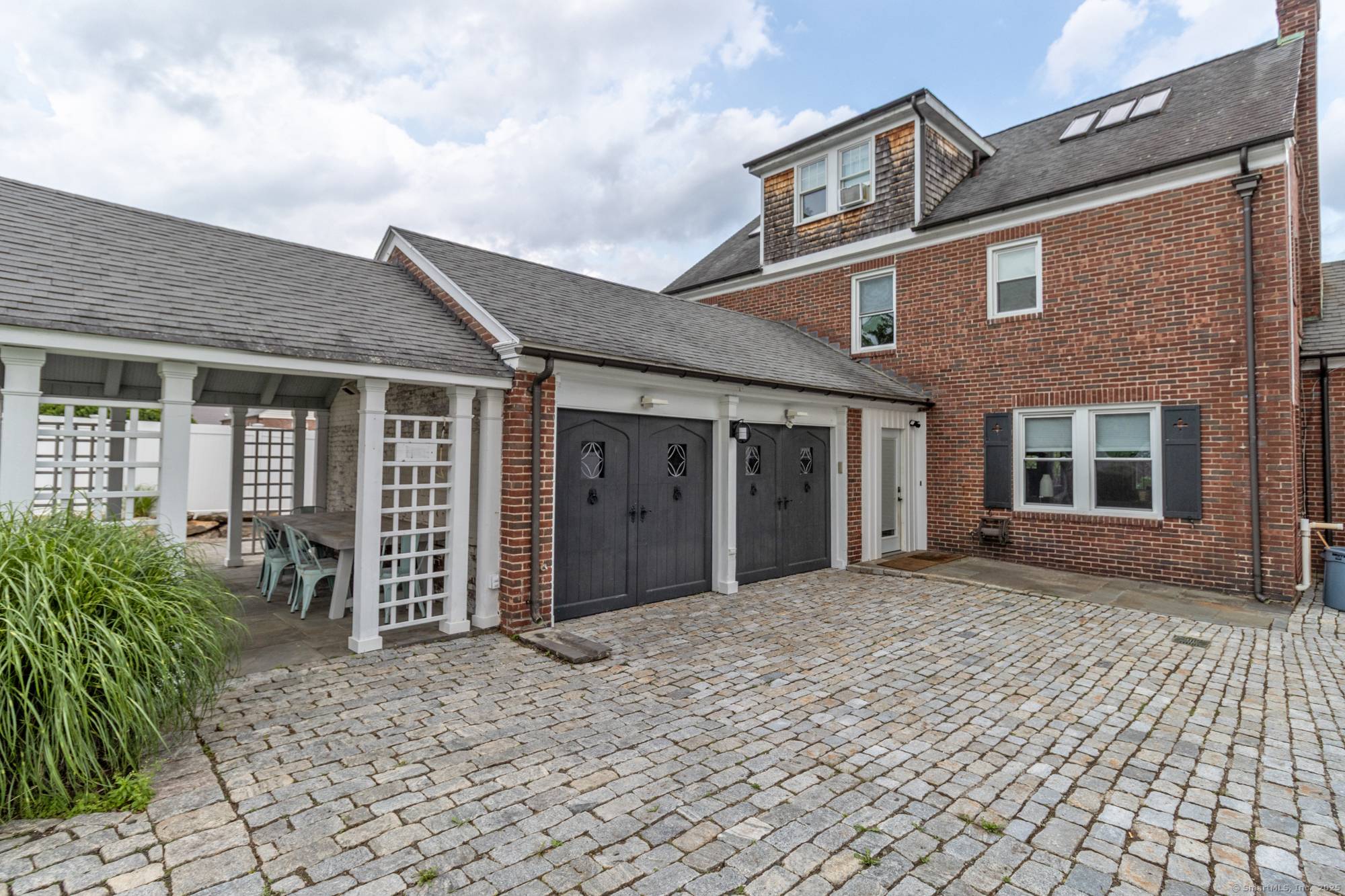 Welcome to this exceptional brick Colonial in beautiful Wethersfield, CT.