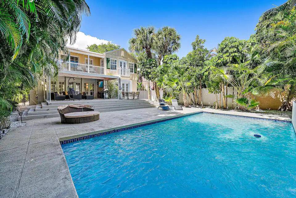 Virtual Tour https www. propertypanorama.