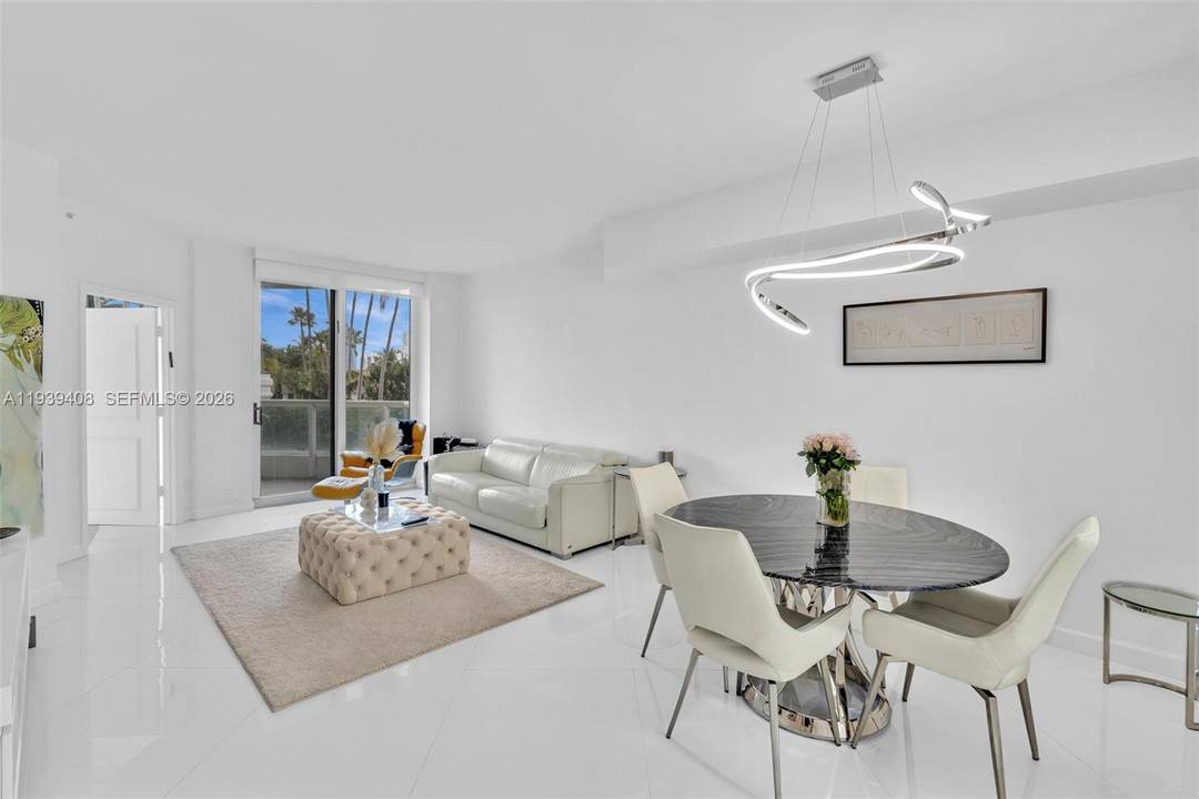 Discover the epitome of modern living in this fully renovated 1 bedroom, 1 bathroom condo at Atlantic III in The Point, Aventura.