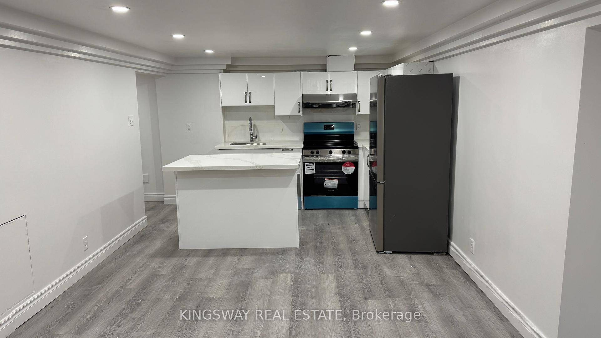 Great opportunity to rent an Open Concept 2 bedroom basement unit in the Quiet Residential Area.