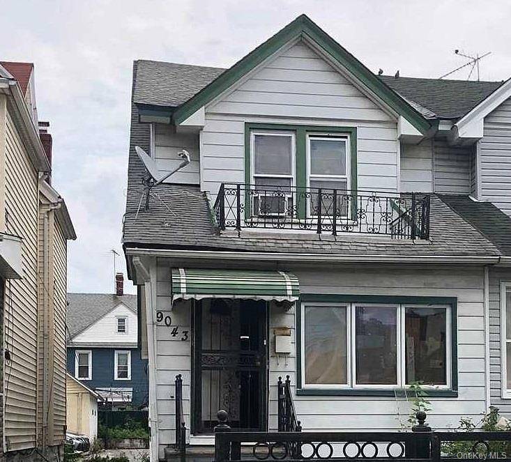 Renovated house for rent in the heart of Jamaica.