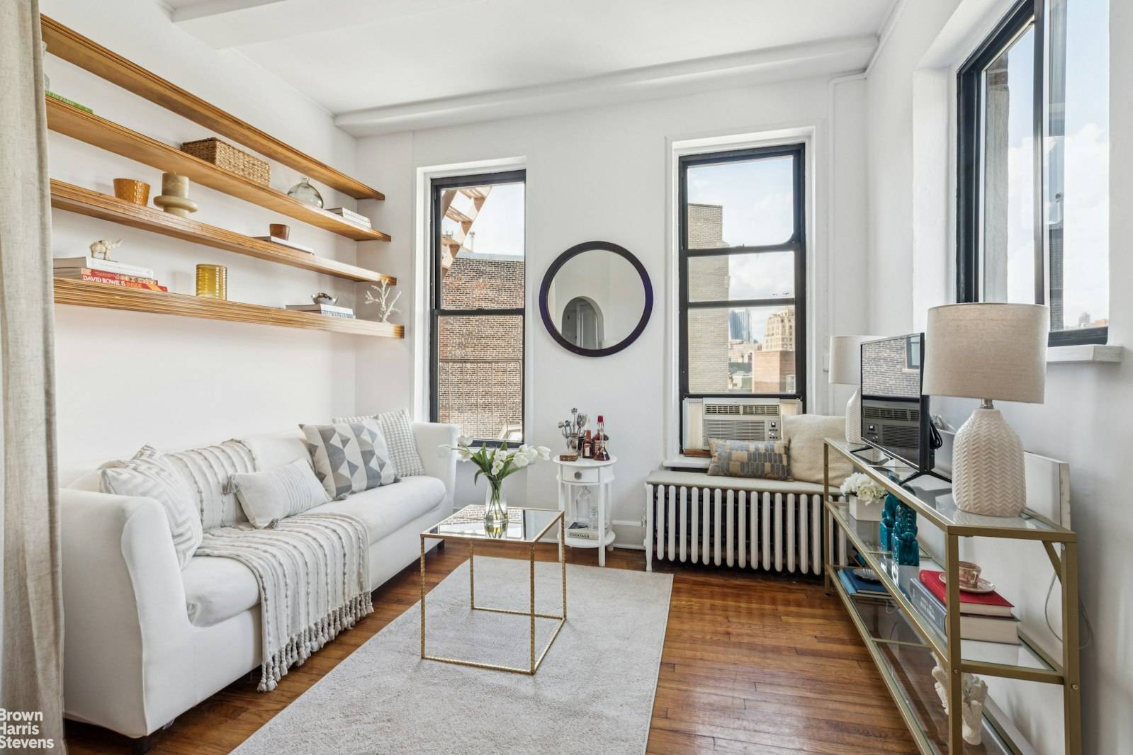 Top Floor 1BR with Empire State Views West Village Investor Friendly Cash Only Welcome to 55 Morton Street, a charming Art Deco elevator building located on one of the most ...