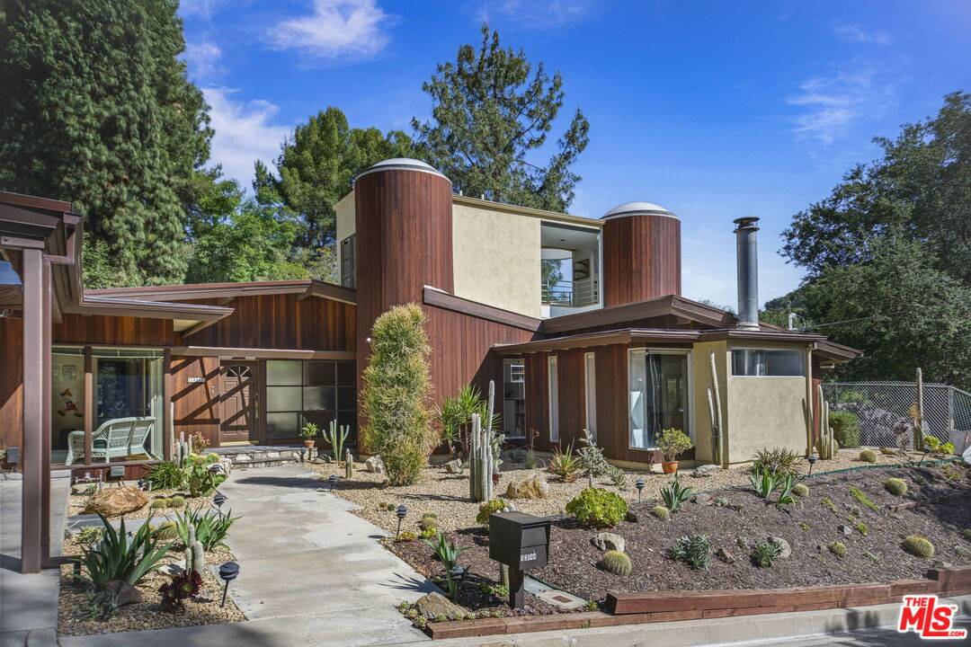 13044   Sky Valley Rd 4BR Brentwood La