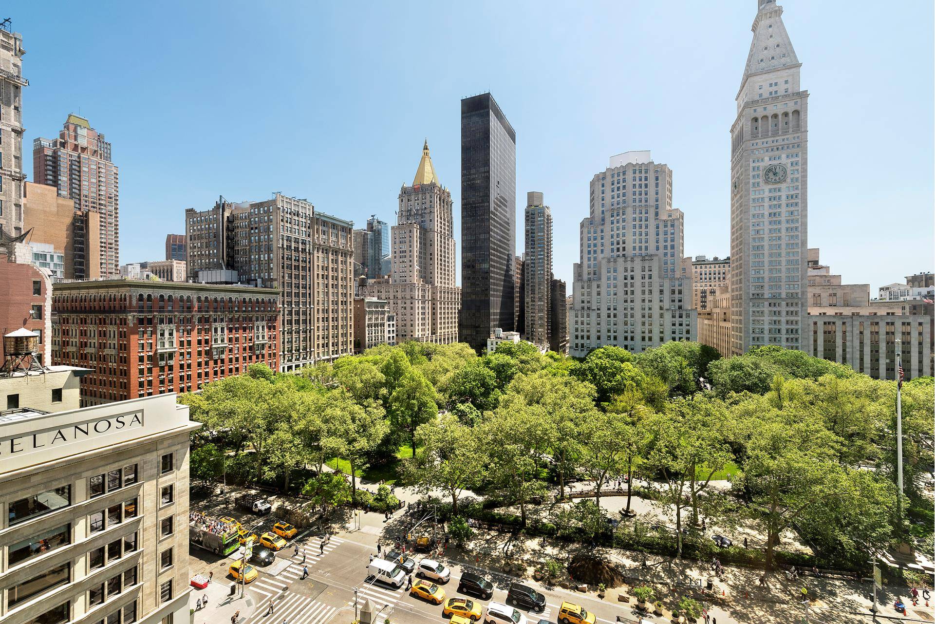 Nestled in the heart of Manhattan, 10 Madison Square West Condominium epitomizes luxury living with unparalleled views of the iconic Madison Square Park.