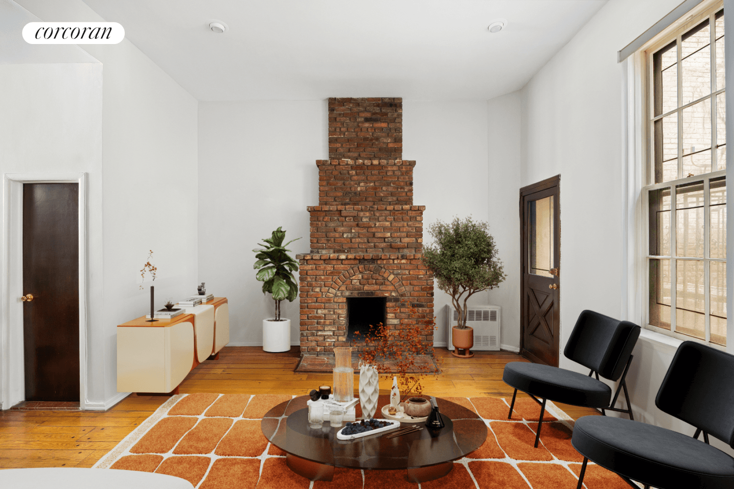 Welcome to 234 East 35th Street, 5, a distinctive and spacious duplex in a boutique cooperative located in the heart of Murray Hill.