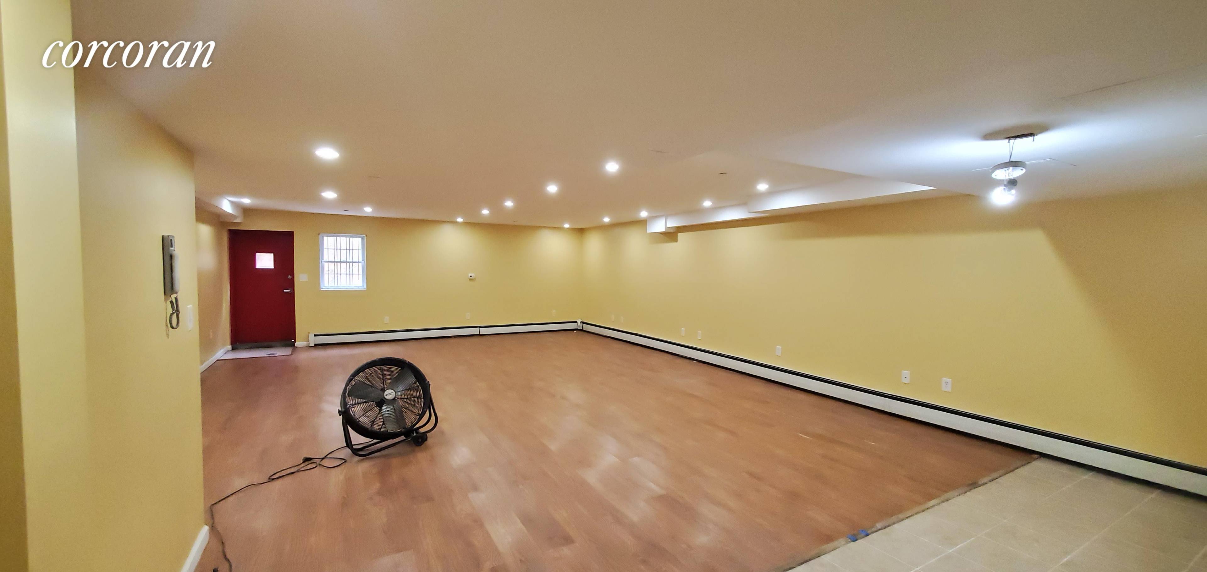 Great opportunity for a live work scenario in this spacious duplex apartment.