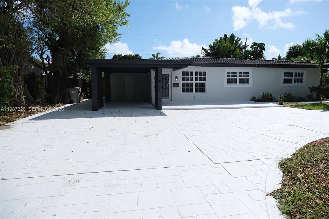 Welcome to this beautifully updated 3 bedroom 2 full bath home in the desirable area of Lyons Park.