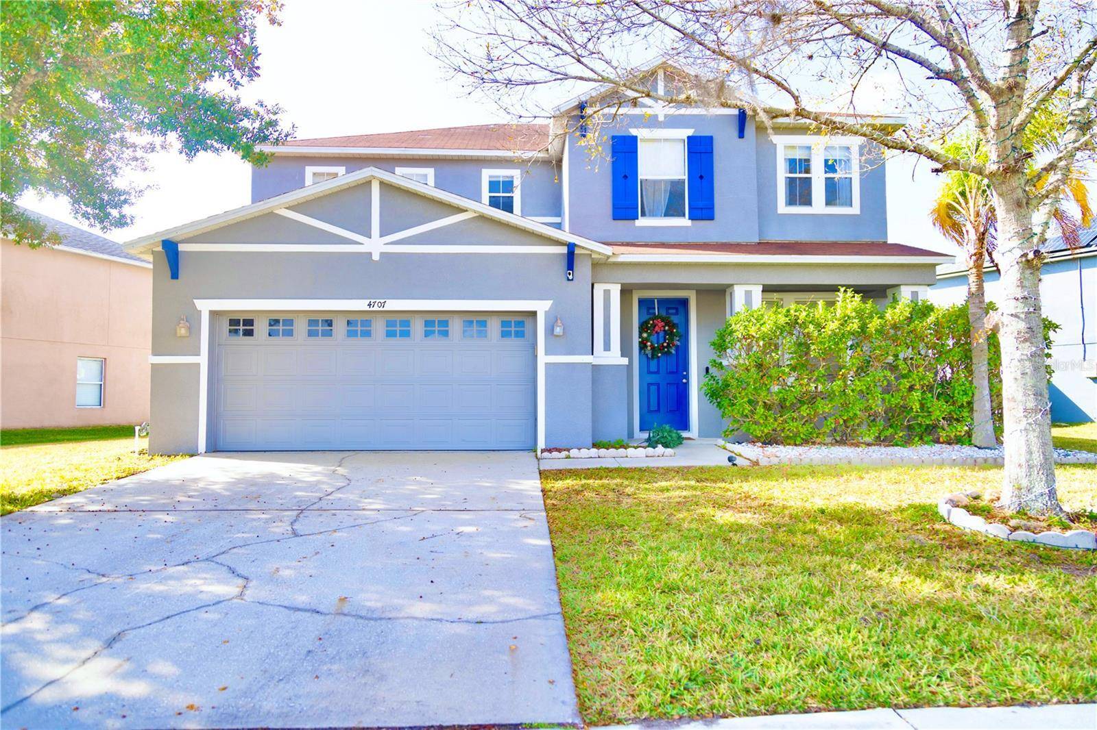 Pool home on a corner lot with lake views !