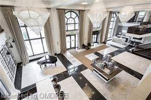 Luxurious Condominium Living At The Royal Connaught, An Elegant 1 bedroom In The Downtown Core Of Hamilton.