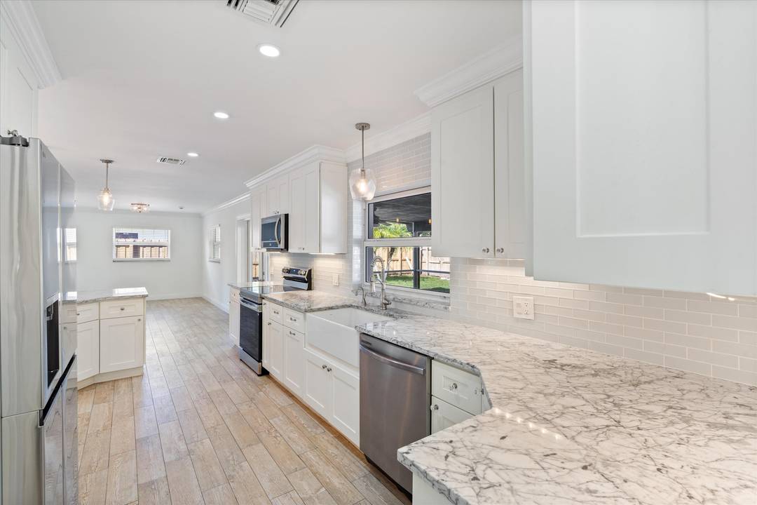 Discover your dream rental in this fully renovated 2 bedroom 2.