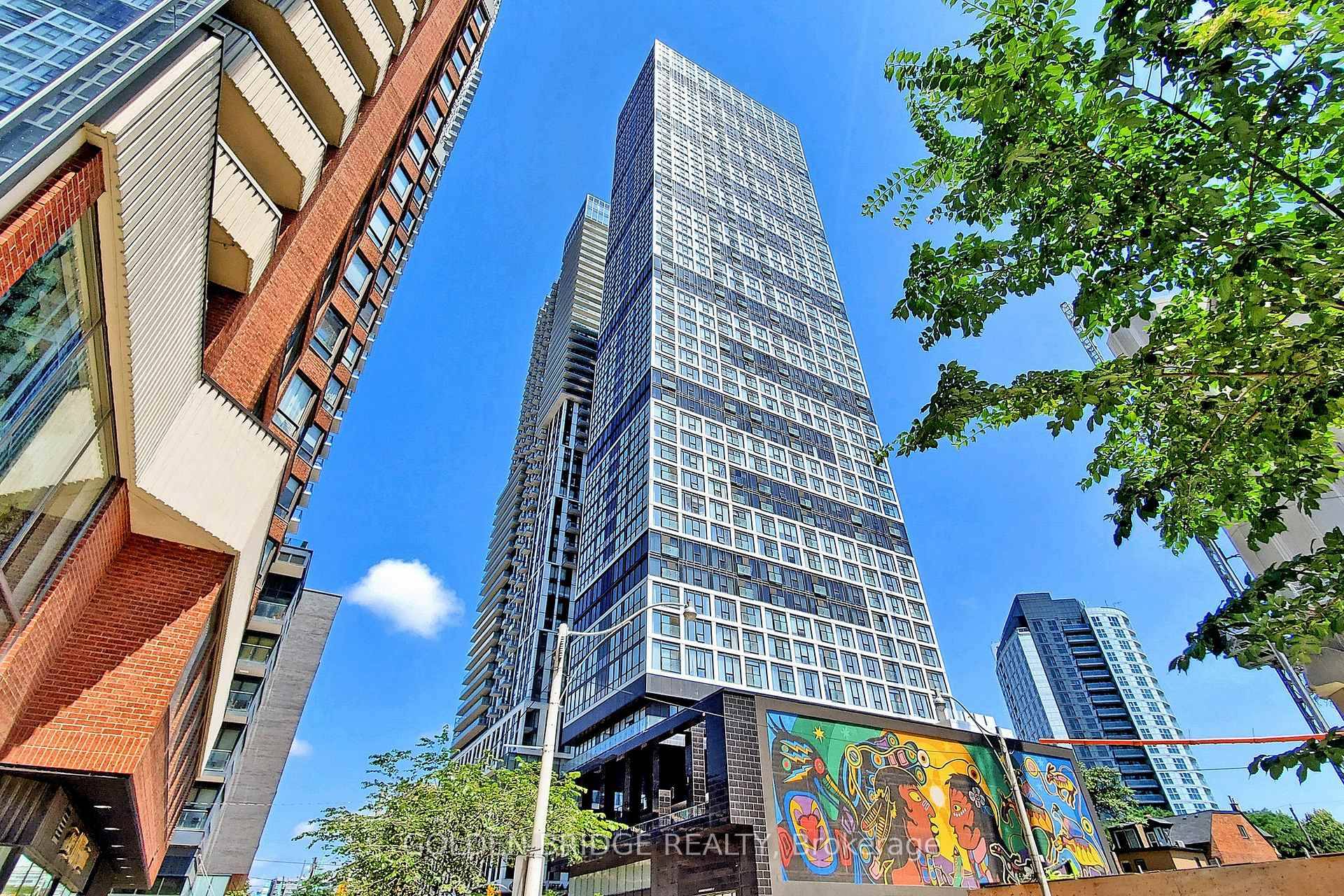 Unobstructed 3 Bedrooms Condo with one underground parking spot, 273 Sqft Extra Large L Shape Open Balcony surrounding.