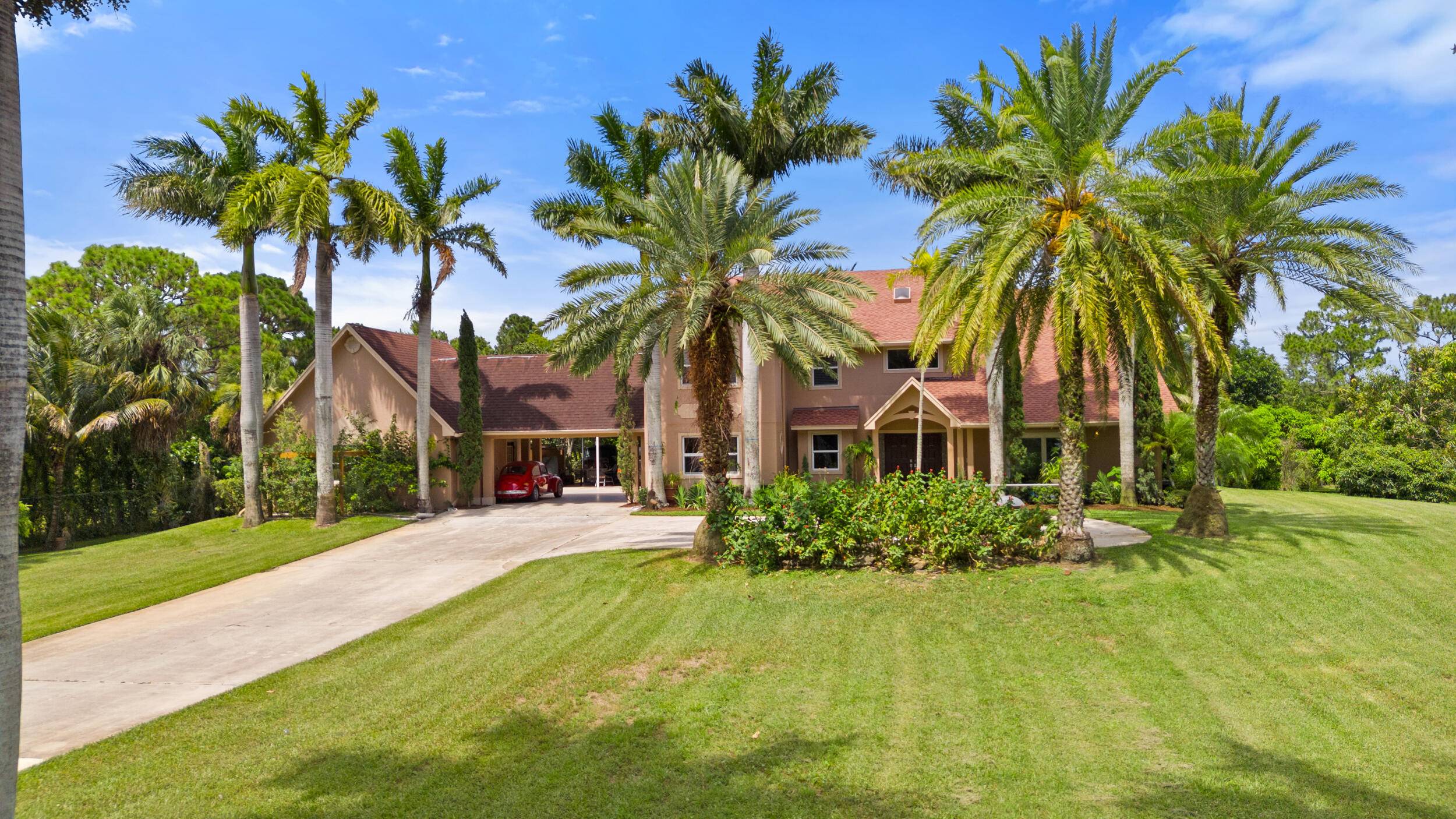 Awesome opportunity for a Large Family, Small Business, or AirBnB.