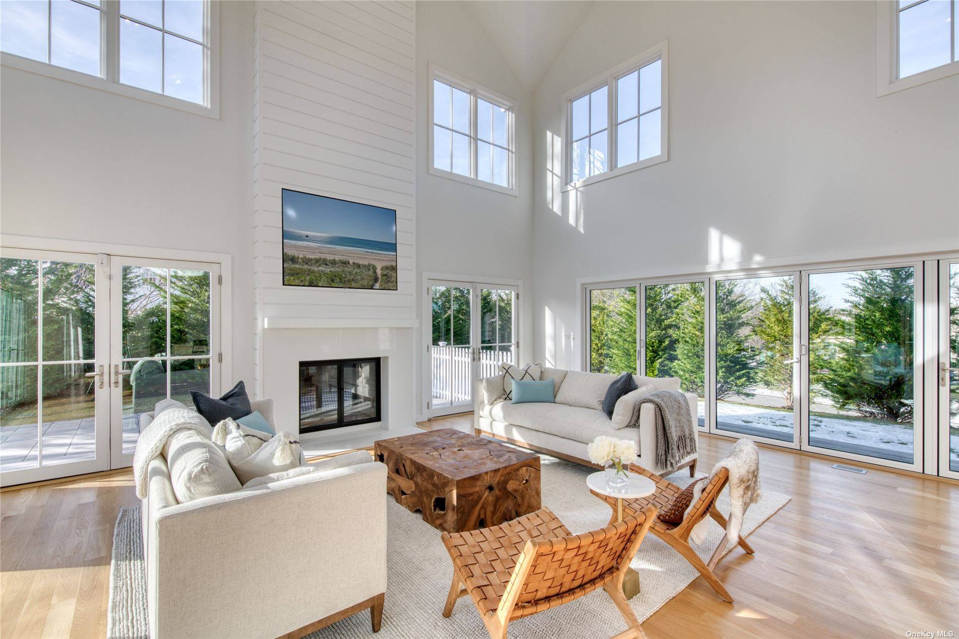 Located in the heart of Southampton Village, this newly completed designer furnished 5 bedroom, new construction modern farm style home with a loft like ultra chic interior and soaring ceilings ...