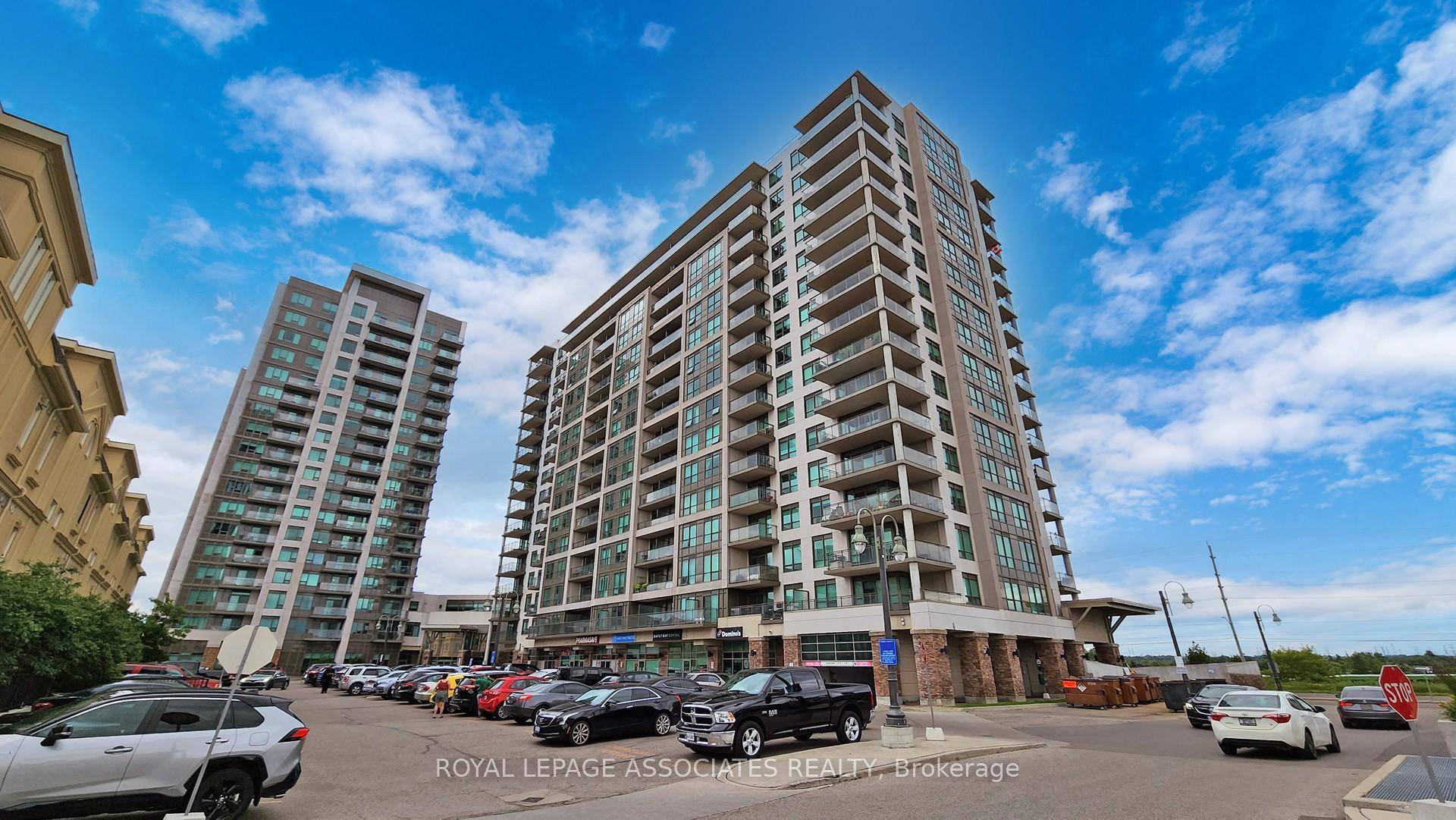 Lake View ! South 2 Bed 2 Bath In One Of Pickering's Most Successful High Rise.