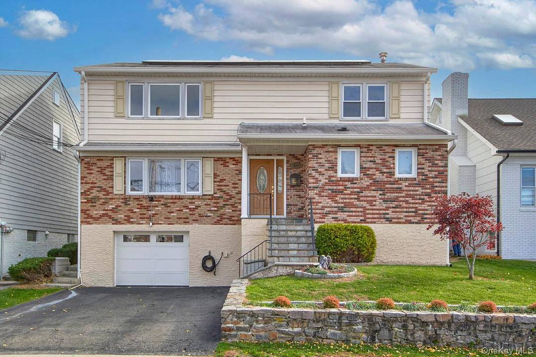 Lovely 3 Bedroom 2nd Floor Unit In West Harrison, this unit offers 1200 Square Feet of Spacious and Bright Rooms.