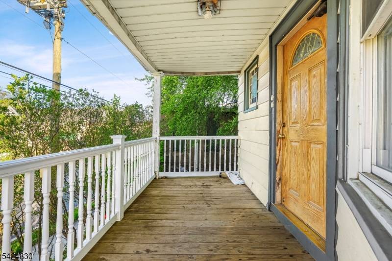 This 4 unit property offers a total of 5 bedrooms and 4 full bathrooms, making it a great option for both investors and owner occupants.