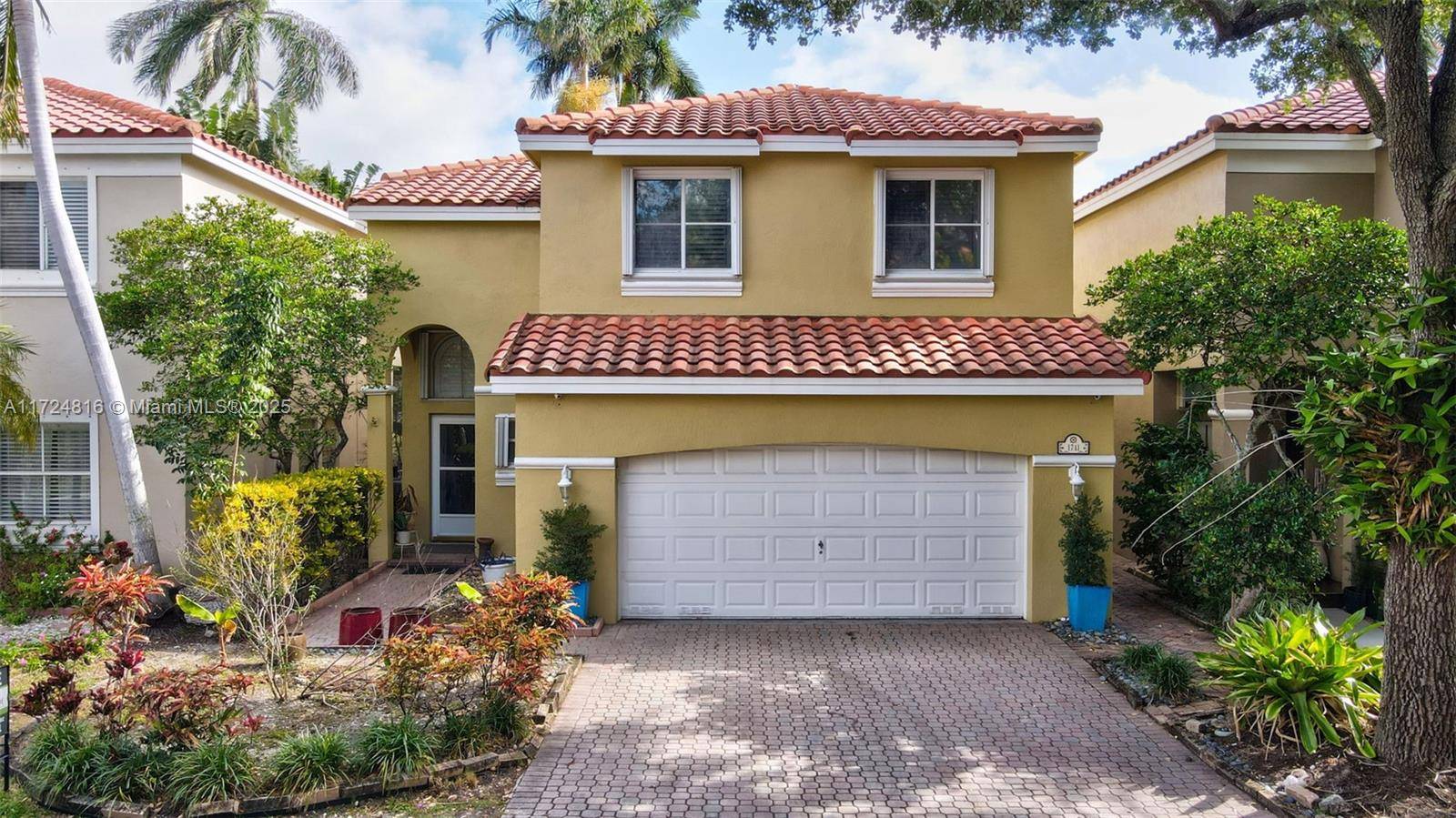 Look no further ! Beautiful 2 story home located in the gated community of The Homes at East Gate This home is located just under 2 miles from the famous ...