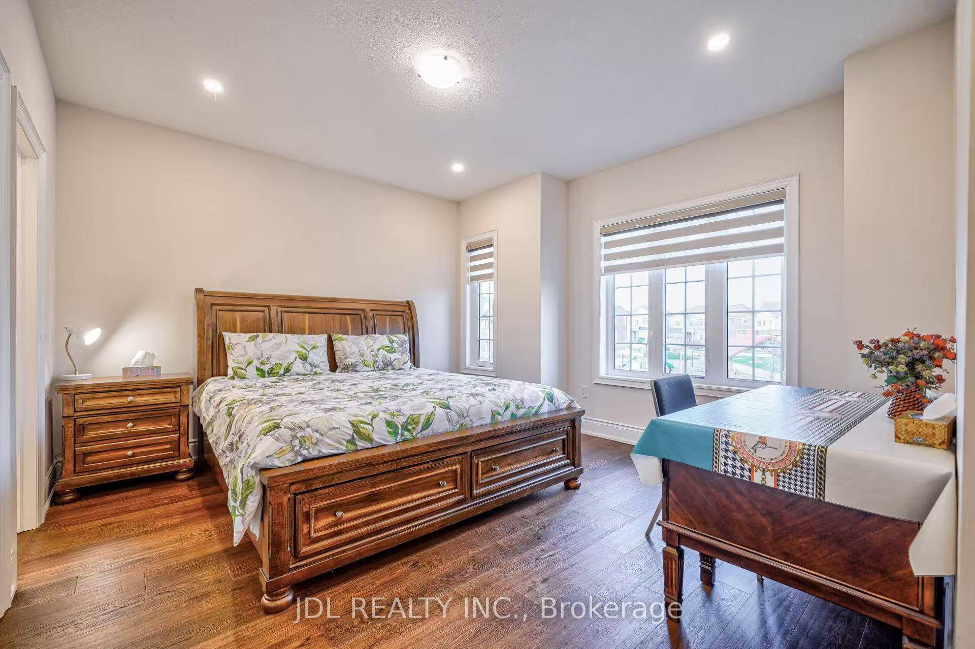 Only furnished bedroom D for rent, not the entire property, with shared kitchen and laundry.