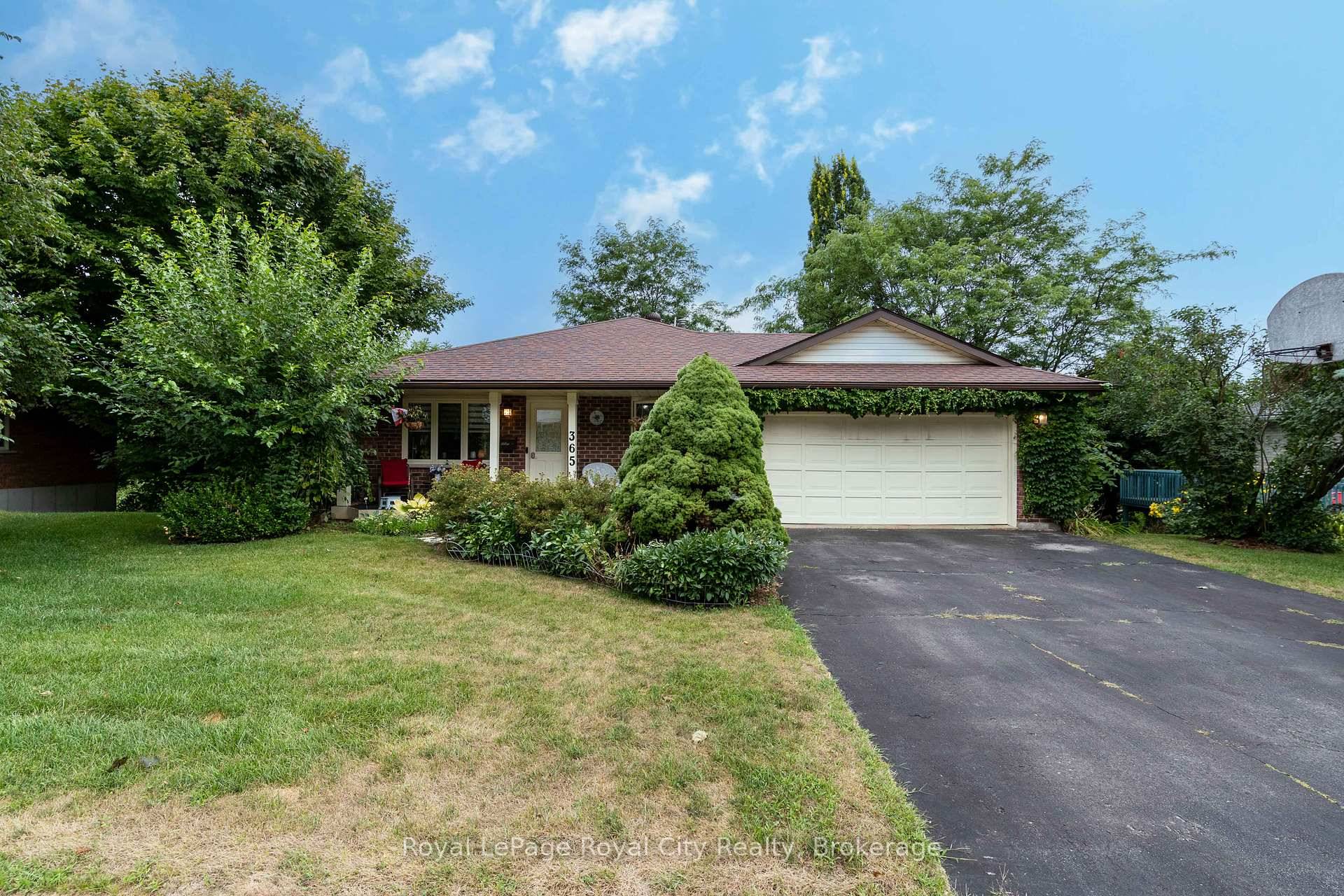 Welcome to this XL Multi Level Backsplit, offering space, comfort, and updates throughout.