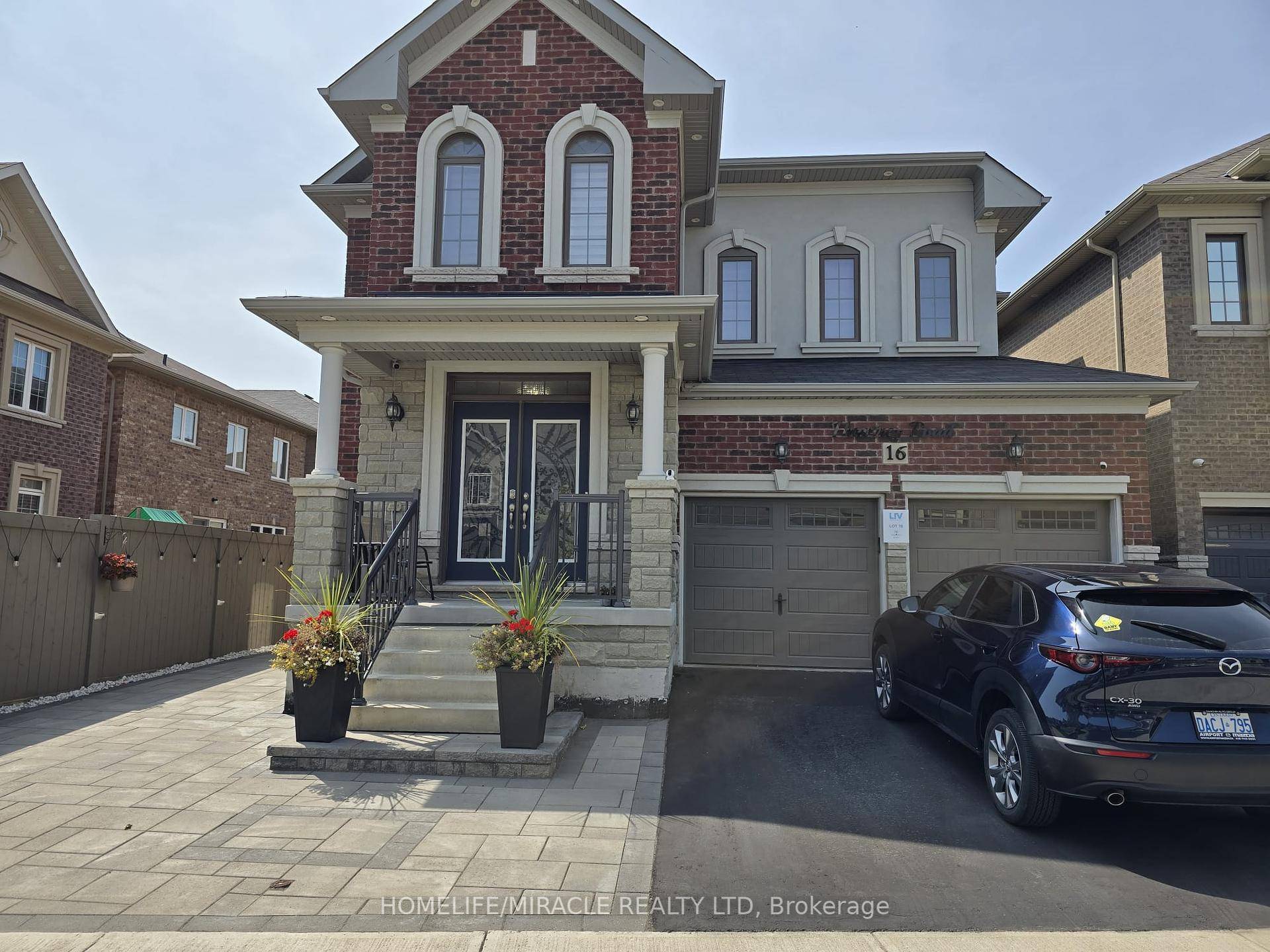 Move in ready ! Nestled in a quiet, family friendly neighborhood.