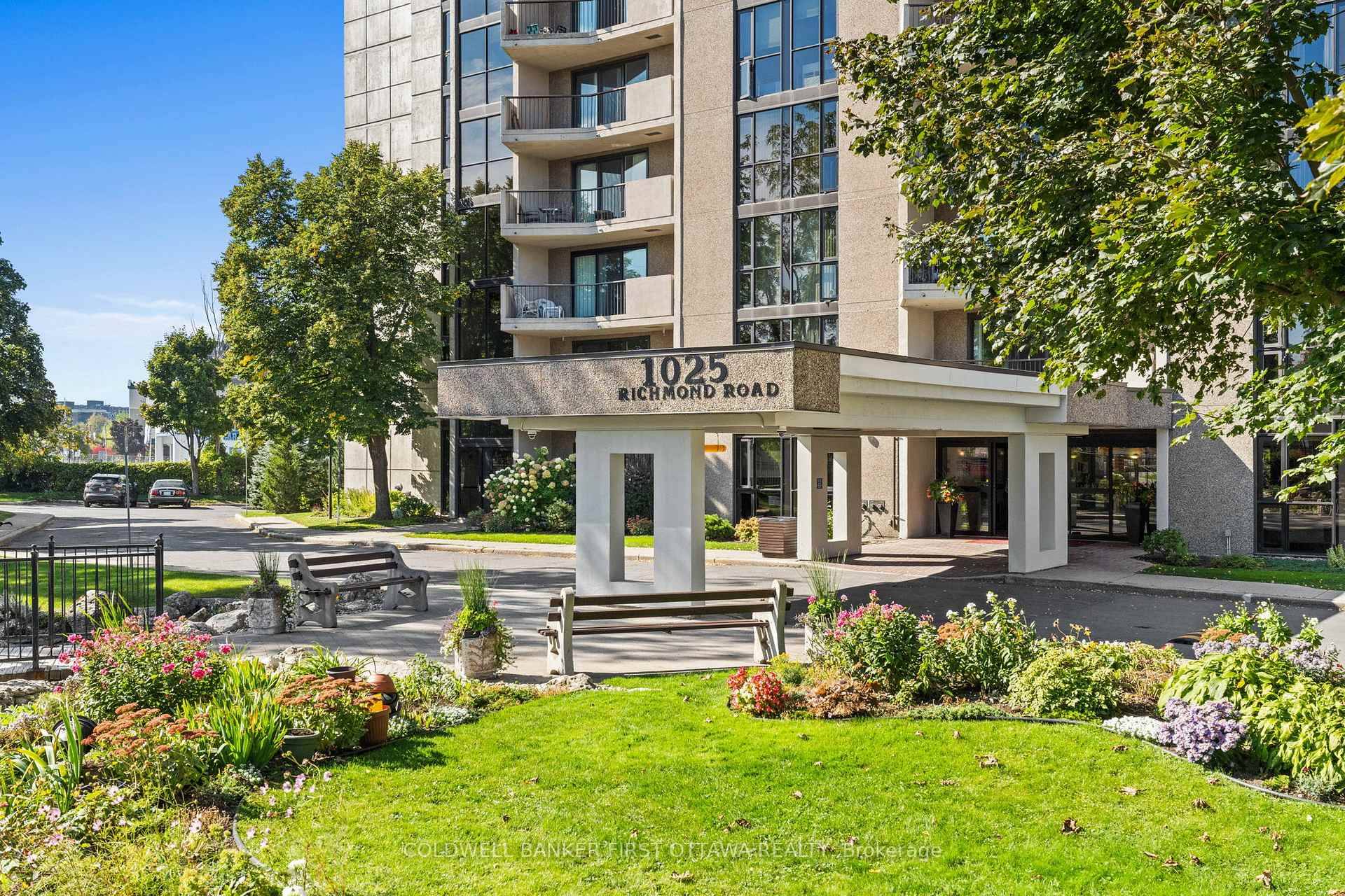 Step into this move in ready apartment, where views and modern living harmonize.