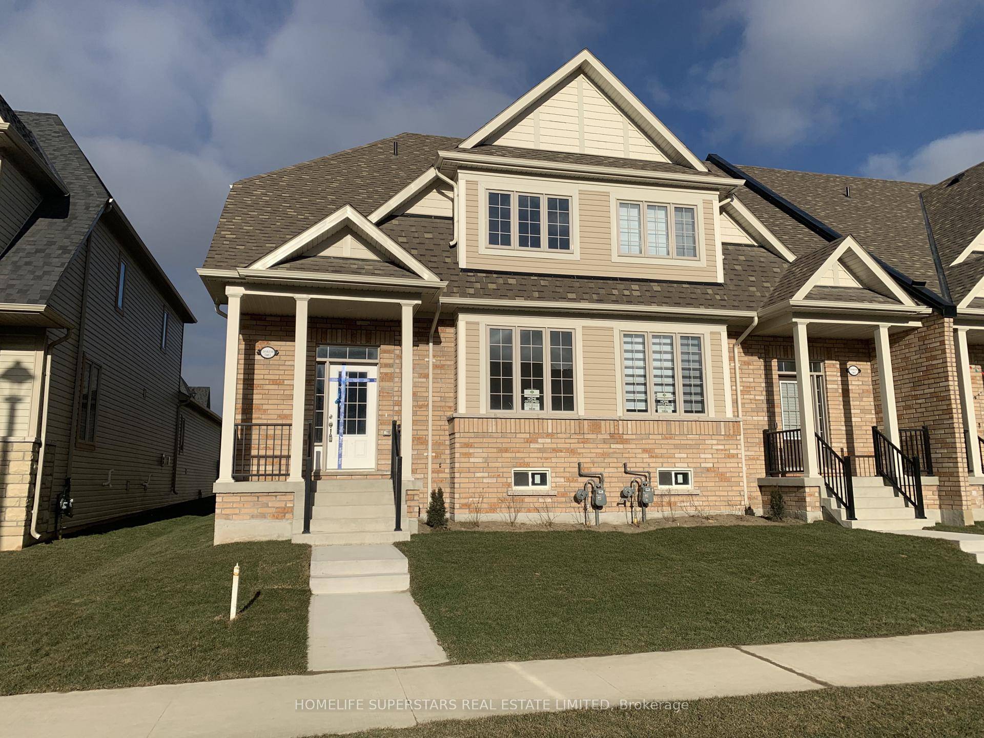 Beautiful Two Storey End unit Townhouse like Semi, like new hardly lived in, New Storybrook Subdivision in Beautiful Fergus, Bigger than some of the detached houses and that too at ...